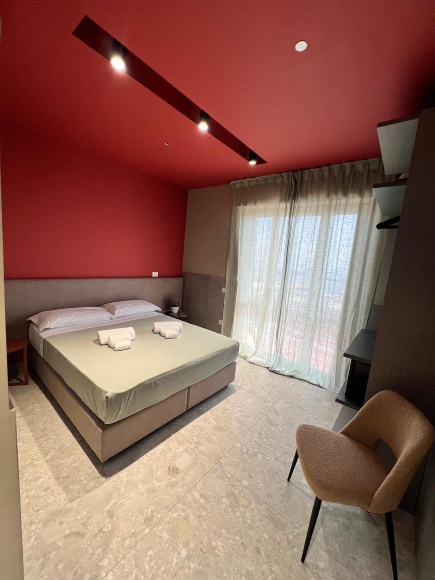Mia Suites Porto Naples Exterior photo